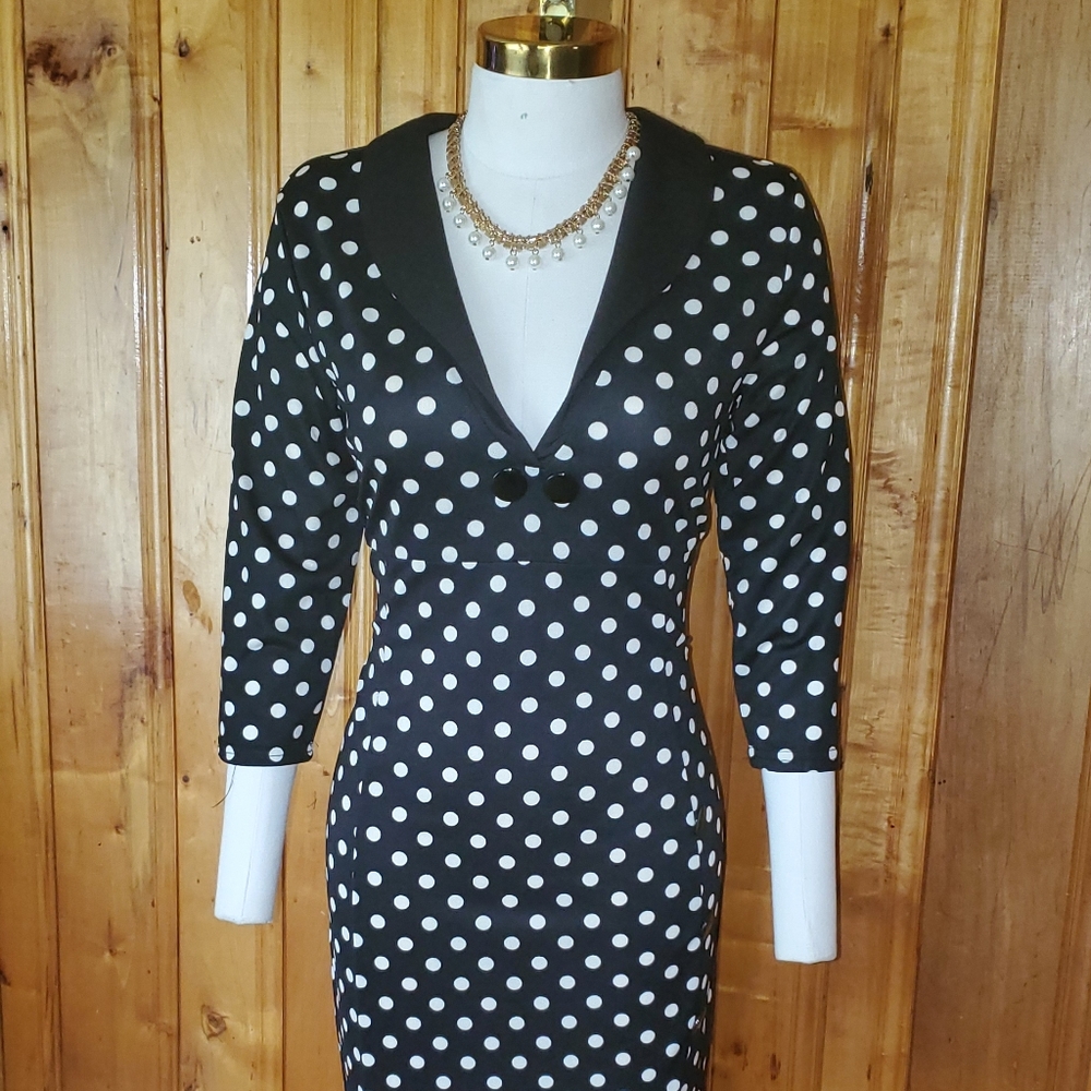 Polka-dot dress❣